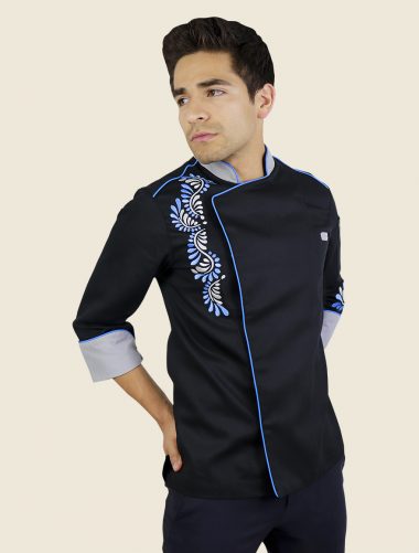 Filipina Talavera Negro Caballero