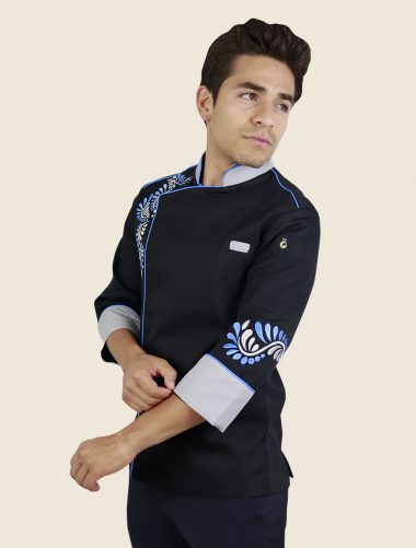 Filipina Talavera Negro Caballero