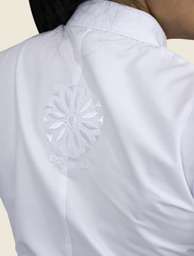 Filipina Barro Negro Blanco Dama