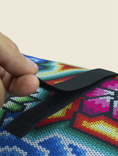 Estuche para cuchillos Huichol