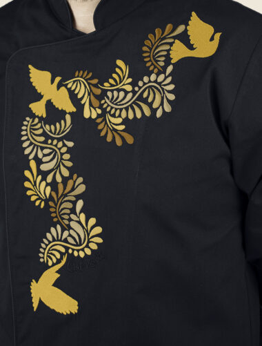 Filipina Talavera 2 Golden Negro Caballero