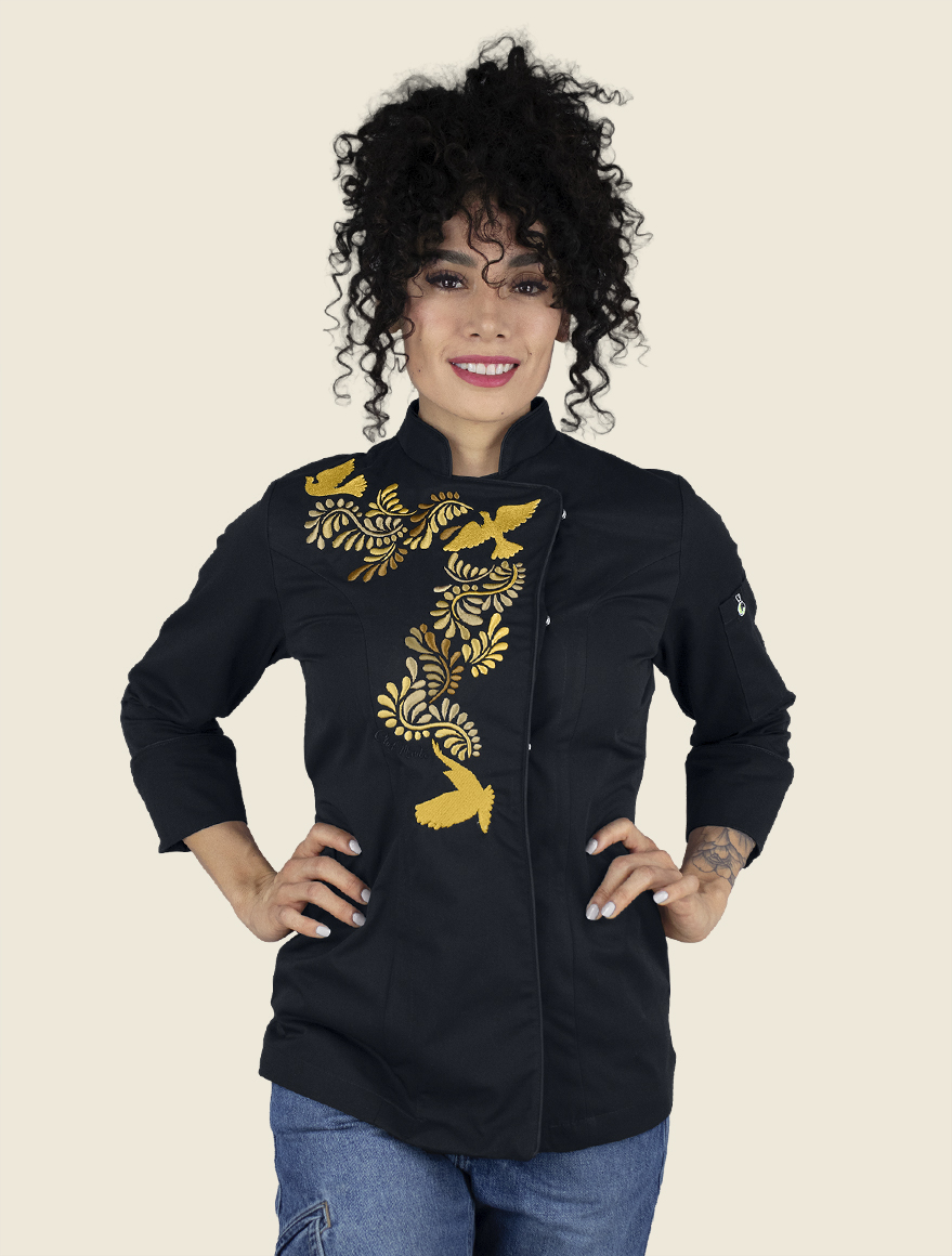 TW Filipina Talavera 2 Golden Negro Dama 2 220426